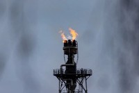 OPEC: Nguồn cung dầu thiếu hụt 2 triệu thùng/ngày khi Ả Rập Xê Út cắt giảm sản lượng