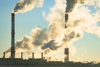 IEA: Nhu cầu nhiên liệu hóa thạch phải giảm 25% vào năm 2030 để hạn chế hiện tượng nóng lên toàn cầu