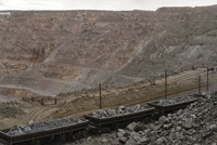 Trung Quốc thắt chặt kiểm soát xuất khẩu đất hiếm