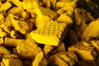 Giá uranium tăng đỉnh 15 năm do nhu cầu năng lượng hạt nhân tăng cao