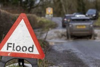 Kỷ lục khí hậu sụp đổ "như quân cờ domino" trong năm nóng nhất được ghi nhận