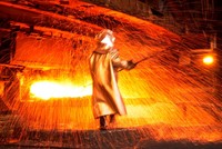 Indonesia tăng cường sản lượng niken bất chấp giá duy trì ở mức thấp