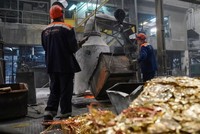 Giá kim loại công nghiệp tăng vọt khi nhà đầu tư đặt cược vào nhu cầu ngày càng tăng của Trung Quốc