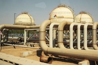 Giá dầu bị bán tháo sau khi Israel không nhắm vào các cơ sở dầu thô của Iran