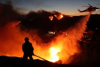 FSB: Biến đổi khí hậu sẽ gây ra sự hoảng loạn lớn hơn trên thị trường tài chính toàn cầu