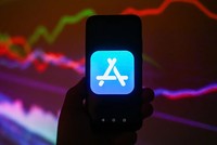 Apple và Google cùng đối mặt với cuộc điều tra chống độc quyền kép tại Anh