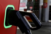 Doanh số bán xe điện toàn cầu sẽ đạt 20 triệu vào năm 2025