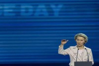 EU tuyên bố có biện pháp đáp trả thuế quan của Mỹ với nhôm và thép