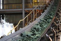 Giá coban tăng vọt khi lệnh dừng xuất khẩu của Congo làm gián đoạn chuỗi cung ứng