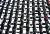 Doanh số bán xe điện toàn cầu tăng 29% trong tháng 3