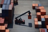 Ngành vận tải biển toàn cầu gặp khó trước sự bất ổn về thuế quan