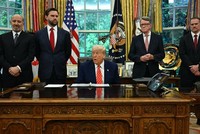 Tổng thống Trump công bố thoả thuận thương mại với Anh