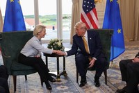 Tổng thống Trump công bố thỏa thuận thương mại với EU