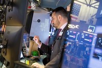 Các doanh nghiệp thị trường mới nổi đang đổ xô phát hành trái phiếu