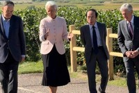 Ông Kazuo Ueda, Thống đốc BoJ (thứ 2 từ phải).