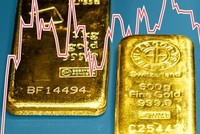 Hiện tượng "Fomo mạ vàng" thúc đẩy đà tăng giá kỷ lục của vàng thỏi