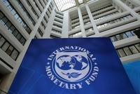IMF: Khả năng thị trường toàn cầu điều chỉnh mạnh ngày càng tăng