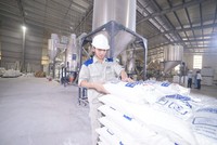 Nhựa Pha Lê (PLP) mua 70% vốn doanh nghiệp sản xuất sản phẩm từ plastic thành lập năm 2023