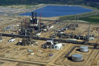 Ngành công nghiệp dầu mỏ của Canada phát triển mạnh mẽ 