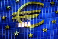ECB giữ nguyên lãi suất trong cuộc họp thứ năm liên tiếp