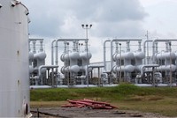 Goldman Sachs: Giá dầu có thể giao dịch ở mức gần 120 USD/thùng nếu xung đột kéo dài