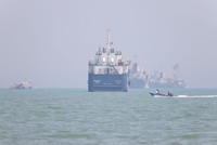 Rủi ro tại eo biển Hormuz giảm sau thỏa thuận Mỹ - Iran