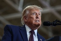 Ông Trump dọa áp thuế 100% với các nước đánh thuế các Big Tech của Mỹ