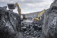 Việt Nam tiến tới mua bán than với Lào