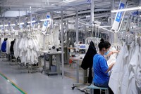 Chỉ số PMI tháng 12 của Trung Quốc tăng nhanh bất chấp ảnh hưởng bởi Covid