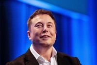 Tesla và Space X đối mặt với rủi ro lạm phát