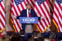 Donald Trump tuyên bố tranh cử Tổng thống Mỹ một lần nữa