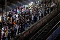 Ấn Độ vượt Trung Quốc thành quốc gia đông dân nhất thế giới