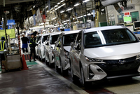 Toyota dự báo lợi nhuận kém lạc quan