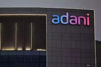 Cổ phiếu Adani của tỷ phú Ấn Độ tăng vọt sau khi được "minh oan" 