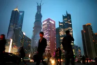 Hoạt động đầu tư bất động sản của Trung Quốc "trượt sâu" trong 6 tháng đầu năm