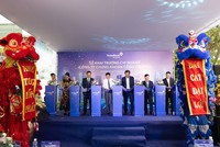 Các đại biểu cắt băng khai trương trụ sở mới VietinBank Securities Chi nhánh TP.Hồ Chí Minh 