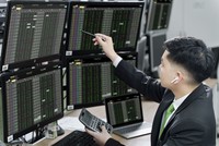 Nhìn lại dự báo của các công ty chứng khoán về đỉnh của chỉ số VN-Index