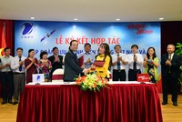 Vietjet ký kết hợp tác với VNPT 