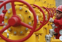 Phớt lờ các lệnh trừng phạt của Mỹ, Trung Quốc tăng cường nhập khẩu dầu từ Iran