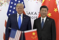 Tổng thống Mỹ Donald Trump và Chủ tịch Trung Quốc Tập Cận Bình trong cuộc họp bên lề Hội nghị thượng đỉnh G-20 tại Osaka, Nhật Bản này 29/6/2019. Ảnh: AP.