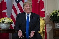 Tổng thống Mỹ Donald Trump tại London ngyà 3/12. Ảnh: AP.