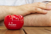 Loạn não vì các loại mail, tin nhắn, yêu cầu của sếp..., hãy vứt bỏ nửa ngày làm việc buổi sáng để làm điều này