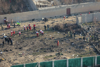 Hình ảnh hiện trường vụ máy bay Ukraine rơi ở Iran