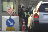 Chiều nay (26/2), số ca nhiễm Covid-19 tại Hàn Quốc tăng lên gần 1.300 ca