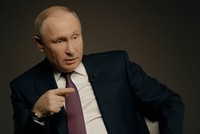Tổng thống Nga Vladimir Putin trong cuộc phỏng vấn với TASS.