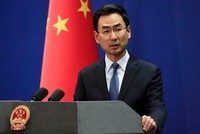 Phát ngôn viên của Bộ Ngoại giao Trung Quốc Cảnh Sảng. Ảnh AP.