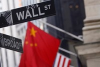Công ty Trung Quốc trước nguy rời sàn chứng khoán Mỹ, Bắc Kinh tuyên bố sẵn sàng đối thoại với Washington