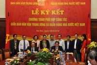 NHNN Việt Nam và Ban Dân vận Trung ương ký chương trình phối hợp công tác 