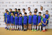 Cựu danh thủ Liverpool Robbie Fowler đến Việt Nam