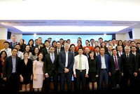 Các thành viên trong Dự án và Lãnh đạo 3 bên tại Lễ Khởi động dự án